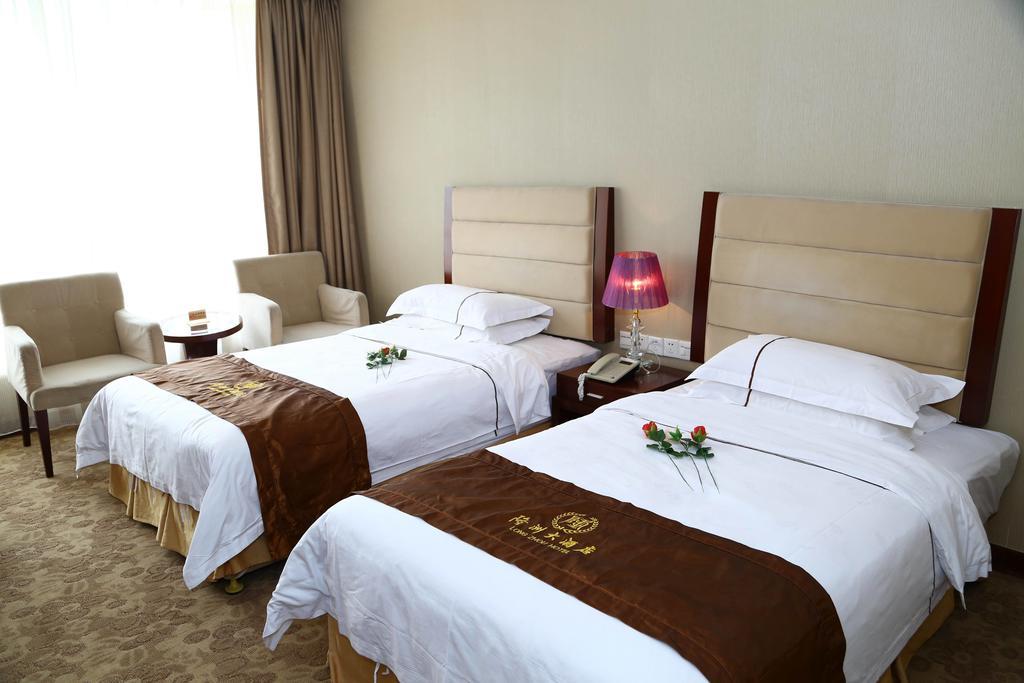 Long Zhou Grand Hotel Guangzhou Cameră foto