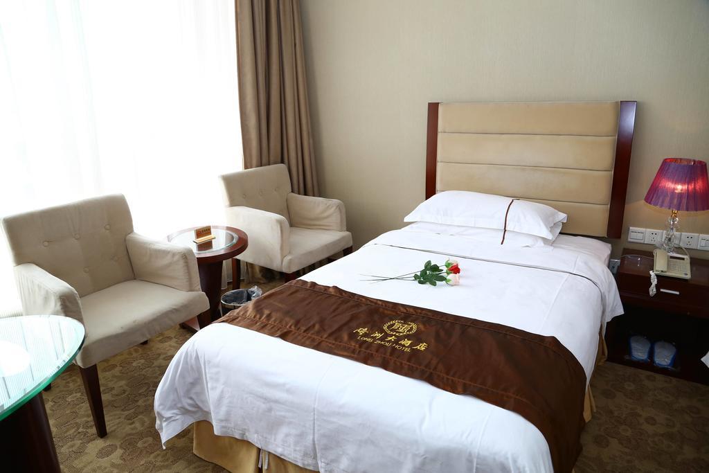 Long Zhou Grand Hotel Guangzhou Cameră foto