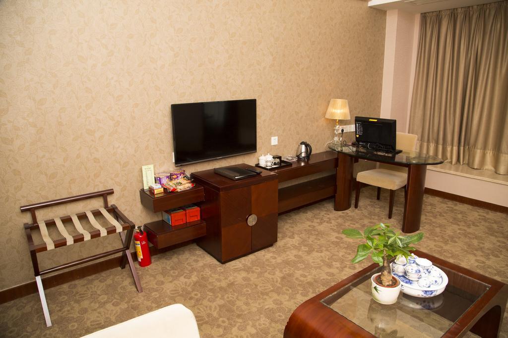 Long Zhou Grand Hotel Guangzhou Cameră foto