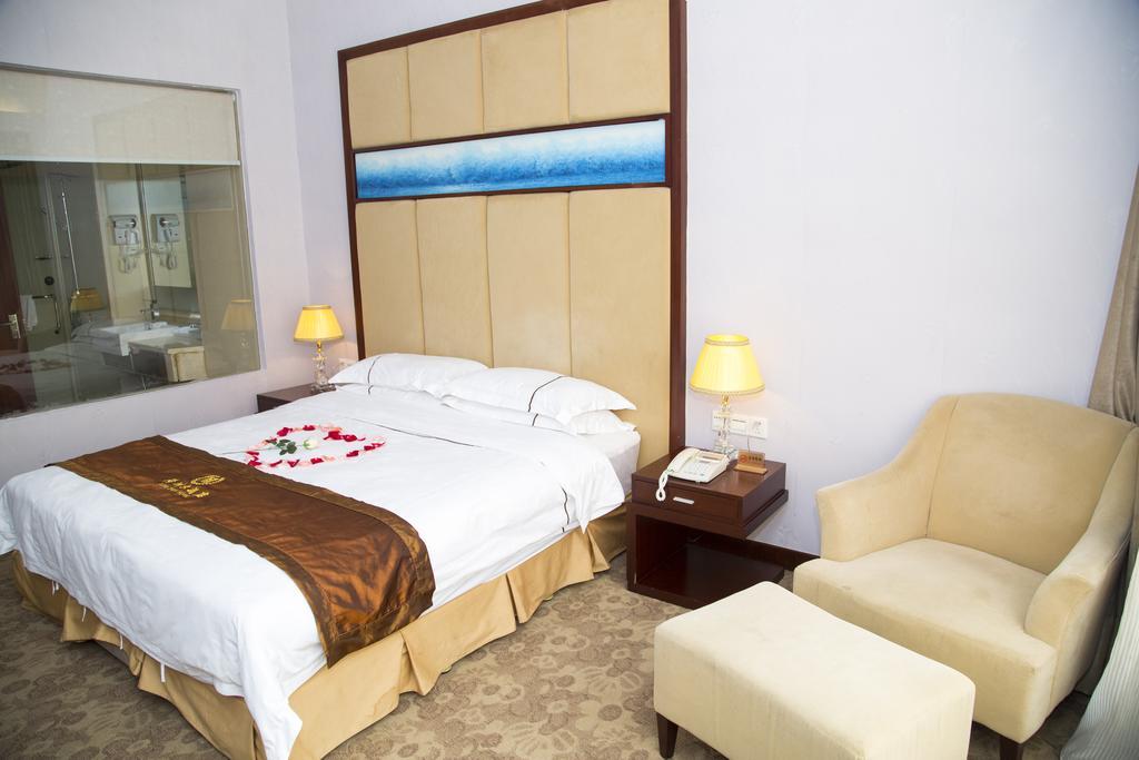 Long Zhou Grand Hotel Guangzhou Exterior foto