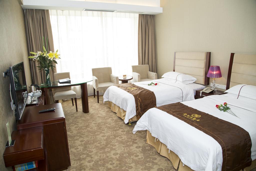 Long Zhou Grand Hotel Guangzhou Cameră foto